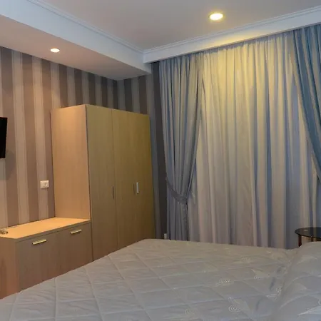 Hotel Mondial Boutique Fier