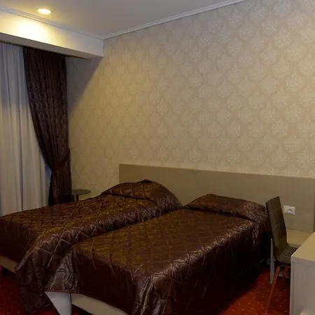 Mondial Boutique Hotel 4*