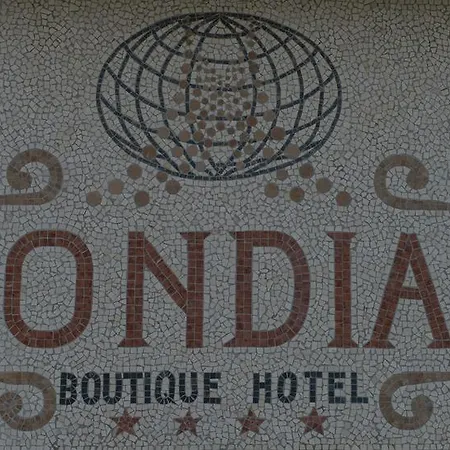 Mondial Boutique Fier