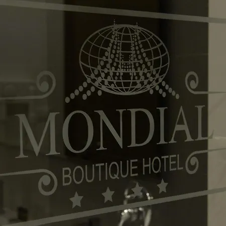 Hotel Mondial Boutique 4*